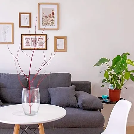 Cozy By Wenceslas Square Apartment *