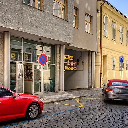 Cozy By Wenceslas Square Prague